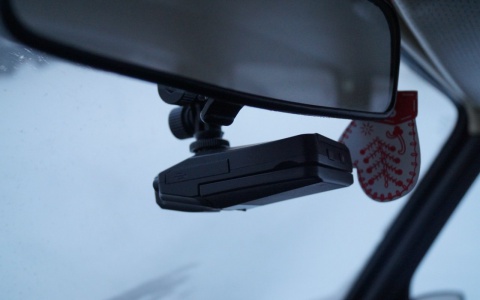 Новости России: четыре человека погибли в провалившемся под лед автомобиле