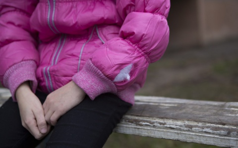 Новости России: на 11-летнюю девочку обрушился потолок общежития