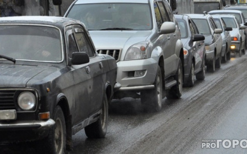 Движение машин в Лакинске вновь парализовано