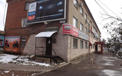 Качественные памятники во Владимире "под ключ" по доступным ценам!