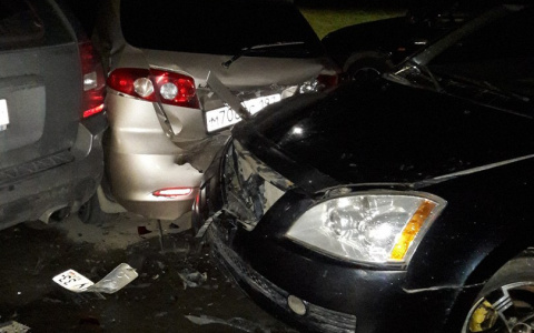 17-летняя владимирка устроила автопогром на парковке в Загородном