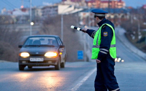 Житель Камешковского района пытался откупиться от полицейских