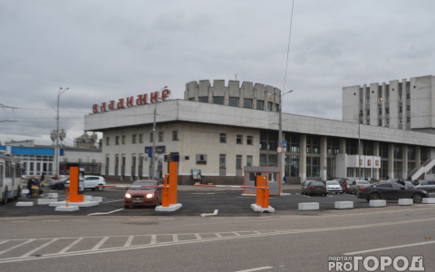 На новую парковку у владимирского вокзала не хотели пускать "Реанимацию"