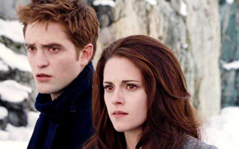 Новости России: Женщина пожаловалась полицейским на преследование вампира