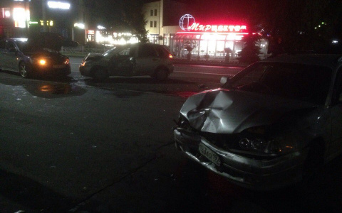 За ночь на улицах Владимира произошло несколько аварий (фото)