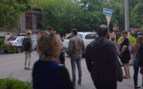 В центре Владимира произошел крупный пожар в жилом доме