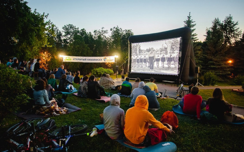 Во Владимире открывается сезон кинопоказов на свежем воздухе