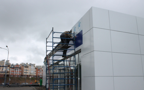 Зачем владимирская мэрия обманывает горожан насчет заправки на Луначарке?