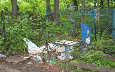 Во Владимире муниципалитету нет дела до усопших?