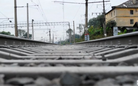 В Муроме электричка сбила молодую девушку