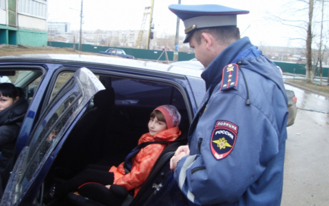 С 12 июля вступают в силу новые правила перевозки детей в авто