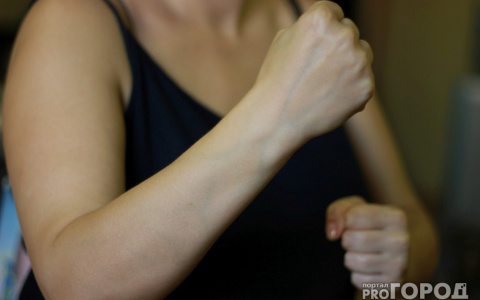 Женщина избила мужа за лайки другим женщинам в соцсетях