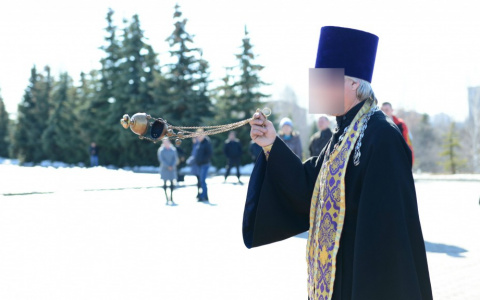 Православный батюшка год не платит алименты пятилетней дочери