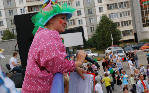 Гороскоп на вторник: Близнецы попадут на праздник, а Дев ждут новые знакомства и поездки