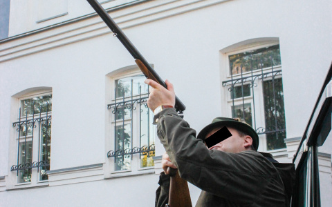 Новости России: пенсионер на охоте застрелил двух человек