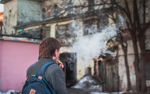 Во владимирских кафе запретят вейпы и кальяны