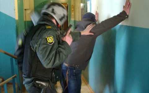 ФСБ задержала террористов, планировавших взрывы в Москве