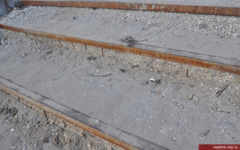 Во Владимире одну из проблемных лестниц отремонтируют на миллион рублей