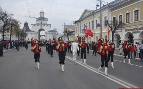 Какие улицы и насколько перекроют в День города