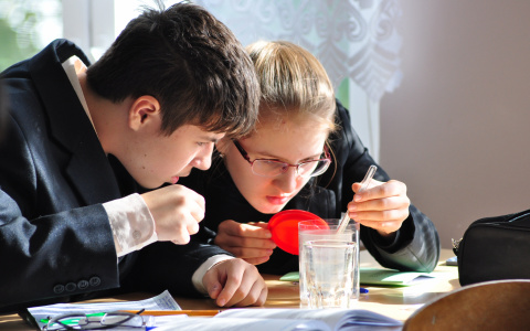 Гороскоп на понедельник: Скорпионам следует оградить себя от перегрузок