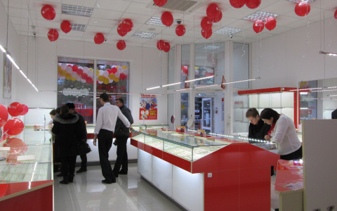 Ковровчанка незаметно украла украшения на полмиллиона из ювелирного магазина