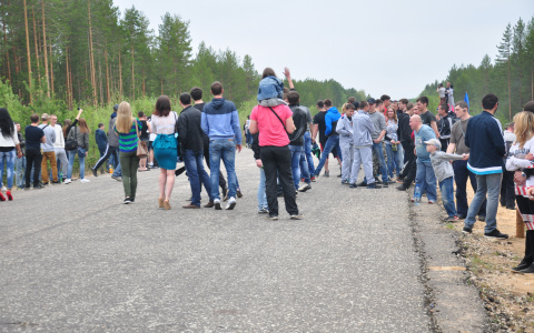 Школы и ТЦ эвакуируют в крупных городах России из-за анонимных звонков