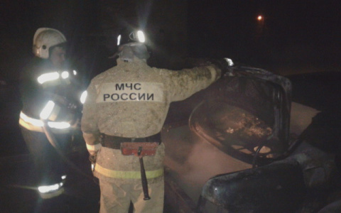 В Муроме с перерывом 10 минут при странных обстоятельствах вспыхнули авто
