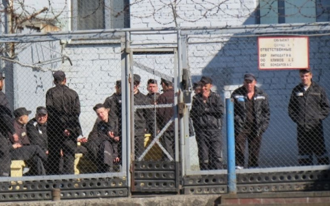 Заключенный владимирского Централа покусал сотрудника тюрьмы