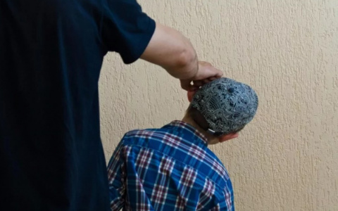 Новости России: мужчина разбил голову мальчику, который избил его сына