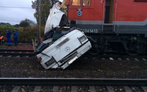 Орлова взяла под личный контроль ситуацию с ДТП на ж/д переезде в Покрове