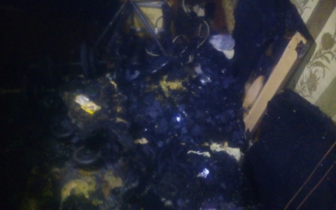 В квартире на Диктора Левитана произошел пожар