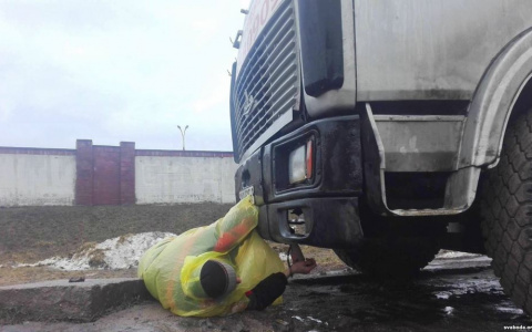 Под Ковровом задержали виновника смертельного ДТП, опознав авто по каплям крови