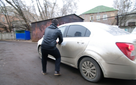 Житель Юрьев-Польского угнал "плохо припаркованную" машину