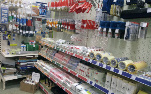 В Юрьевце предприниматель бросил свой строительный магазин, забитый товаром