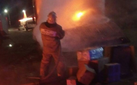 На трассе во Владимирской области загорелась фура