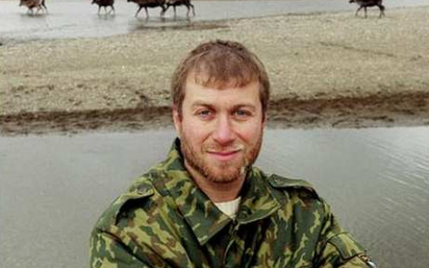 Роман Абрамович оказался связан "военными узами" с Владимирской областью