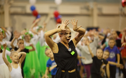 Звезды «Танцев» на ТНТ провели мастер-класс для владимирских танцоров