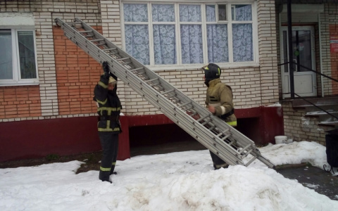 Гусевские спасатели вызволили 94-летнюю женщину, оказавшуюся в западне