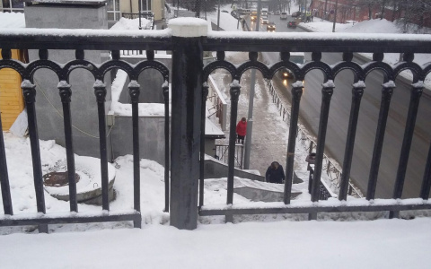 Мост в центре Владимира все еще опасен для жизни