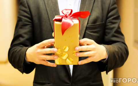 Росстат подсчитал стоимость популярных новогодних подарков