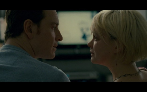 Гороскоп на понедельник: Рыбы спорят, а Водолей избавляется от груза