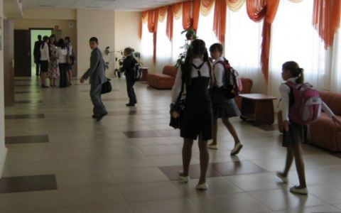 В Гусь-Хрустальном родители боятся отпускать детей в школу из-за угрозы утонуть по дороге