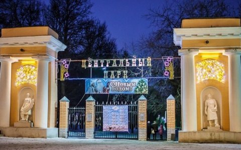 Воришке, укравшему гирлянду из «восемьсотки», светит нешуточный штраф