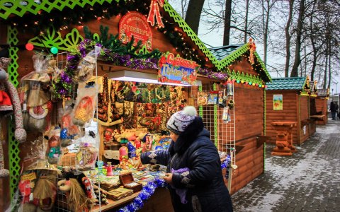 Эксперты рассказали о расходах россиян на новогодние подарки