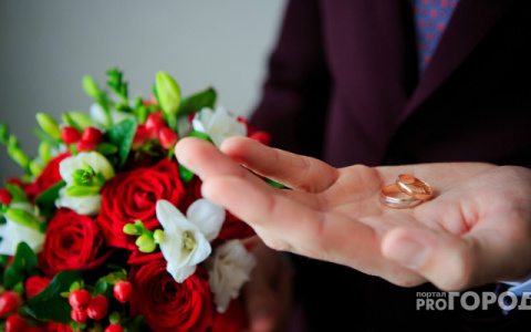 Жительница Юрьев-Польского вышла замуж за таджика из-за 1 000 рублей