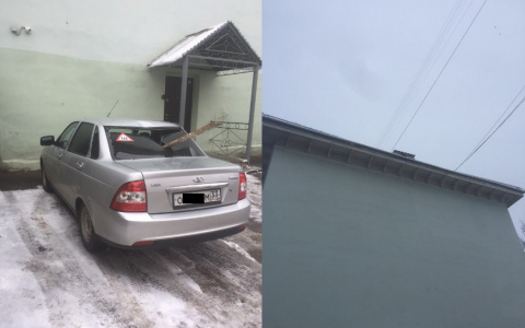 Во Владимире доска, упавшая с крыши, чудом не убила прохожих