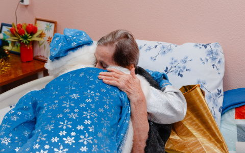 Читатели «Pro Города» подарили радость бабушкам и дедушкам