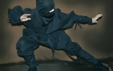 Ночью к жительнице Мурома залез "ниндзя" и требовал ключи от машины