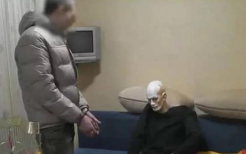 Обезумевший владимирец избил табуретом и изрезал ножом своего приятеля