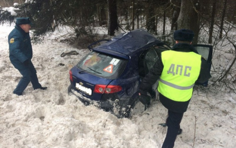 Смертельное ДТП в Судогодском районе: автоледи не справилась с управлением
